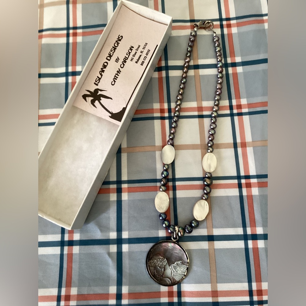 Island Designs Pearl Necklace with Pendant